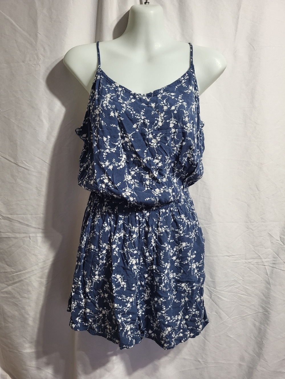 Lily Morgan Blue Floral Spaghetti Strap Romper, Size Medium